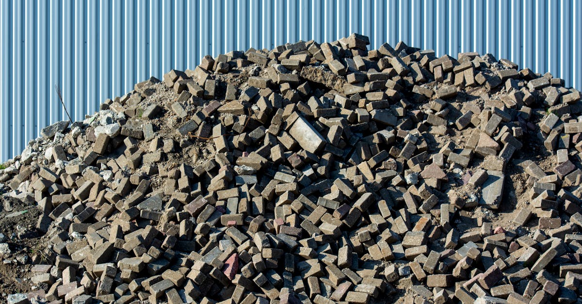 Fence post maintenance