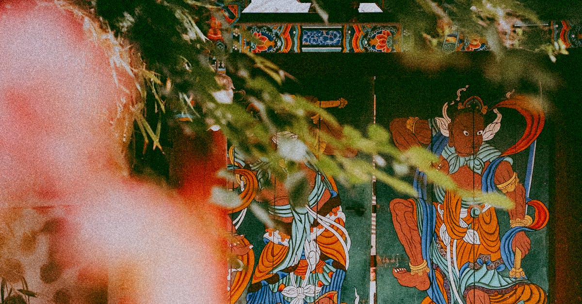 How to paint a fence gate?