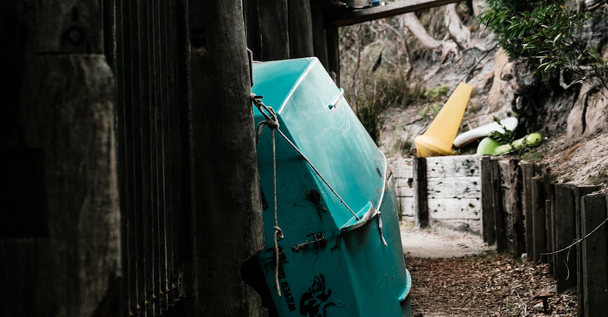 Should fence post be treated?